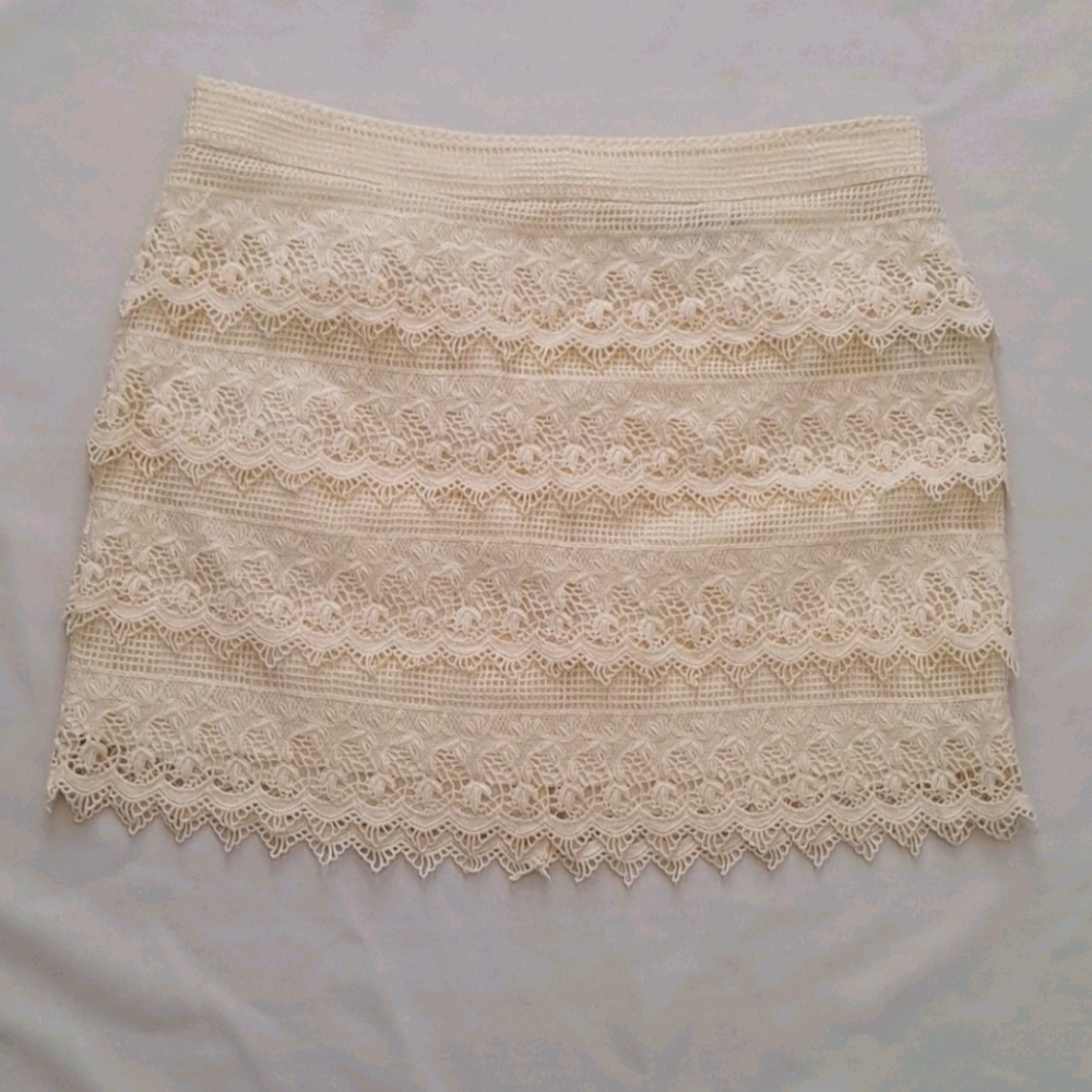 American Eagle Cream‎ Lace Tiered Mini Spring Summer Romantic Festival Skirt